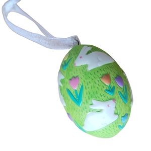 2017 Hallmark Keepsake Bouncing Bunnies Porcelain Easter Egg Ornament In Box